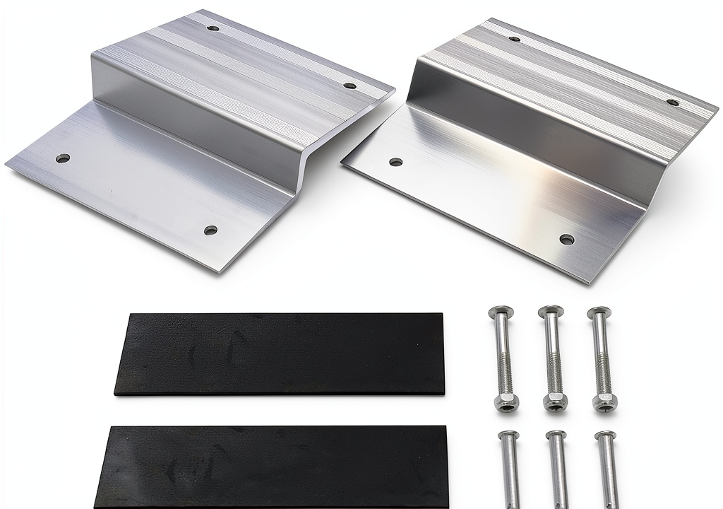 MaxxHaul aluminum loading ramps in use